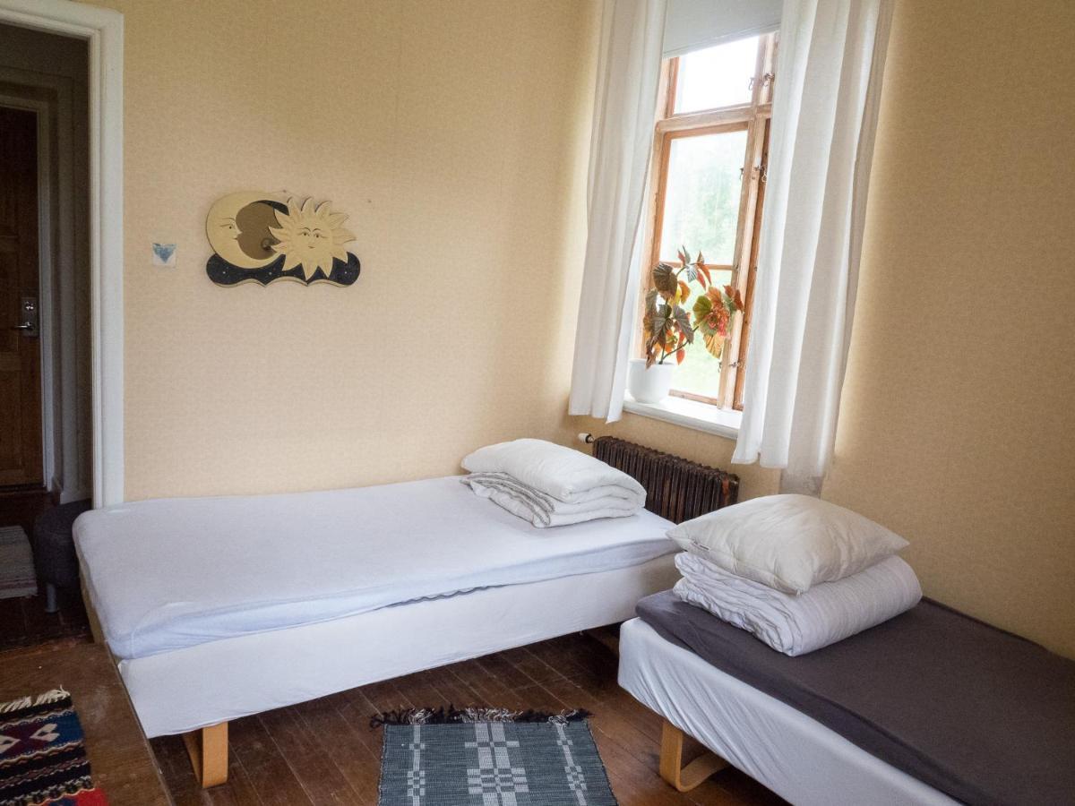 Lindsbergs Kursgard And Hostel Falun Room photo